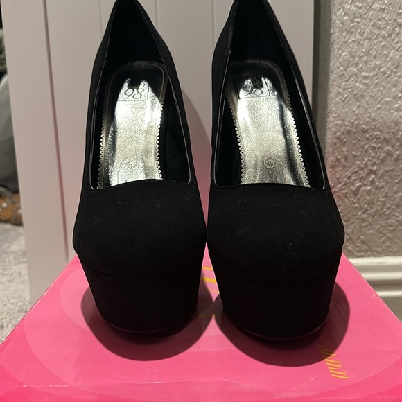 Black Suede Heels - Picture 4 of 6